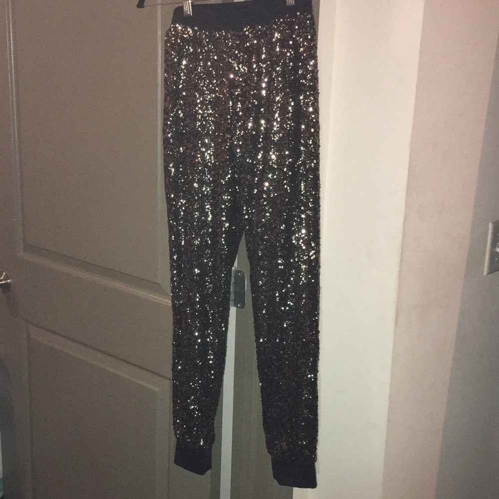 Joggers| WAYF| Gold Sequin| Sz Small.